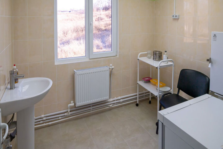 Фельдшерско-акушерский пункт в с.Дубово.